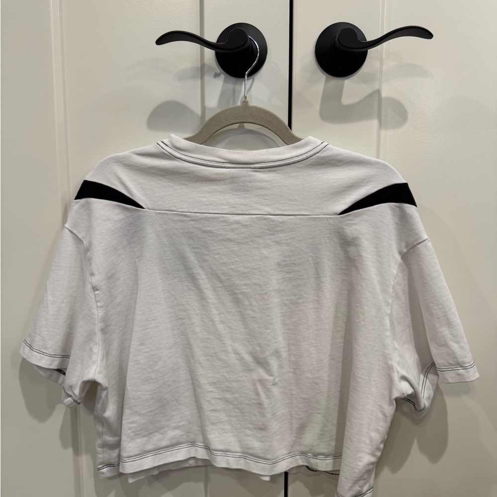 Nike Big Double Swoosh Sportscaster
DR6201 Cropped Top White Black - Picture 4 of 5